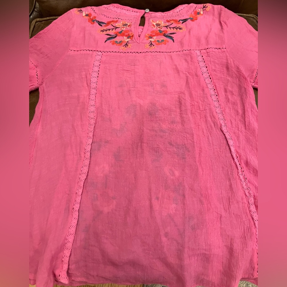 Umgee Pink Floral Embroidery Tunic Blouse - Picture 2 of 5